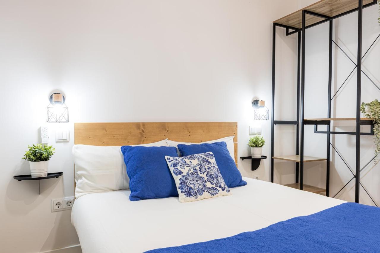 Latina XV Apartment Madrid Exterior photo