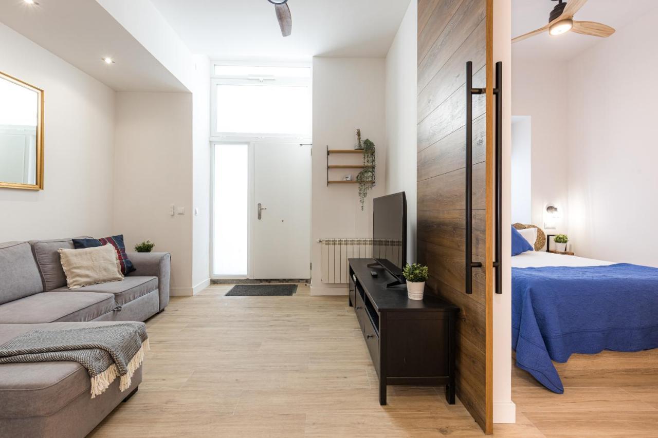 Latina XV Apartment Madrid Exterior photo