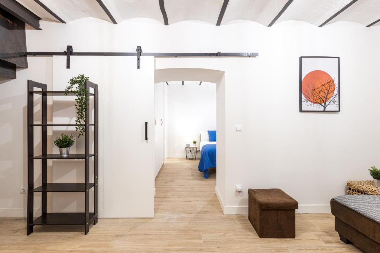 Latina XV Apartment Madrid Exterior photo