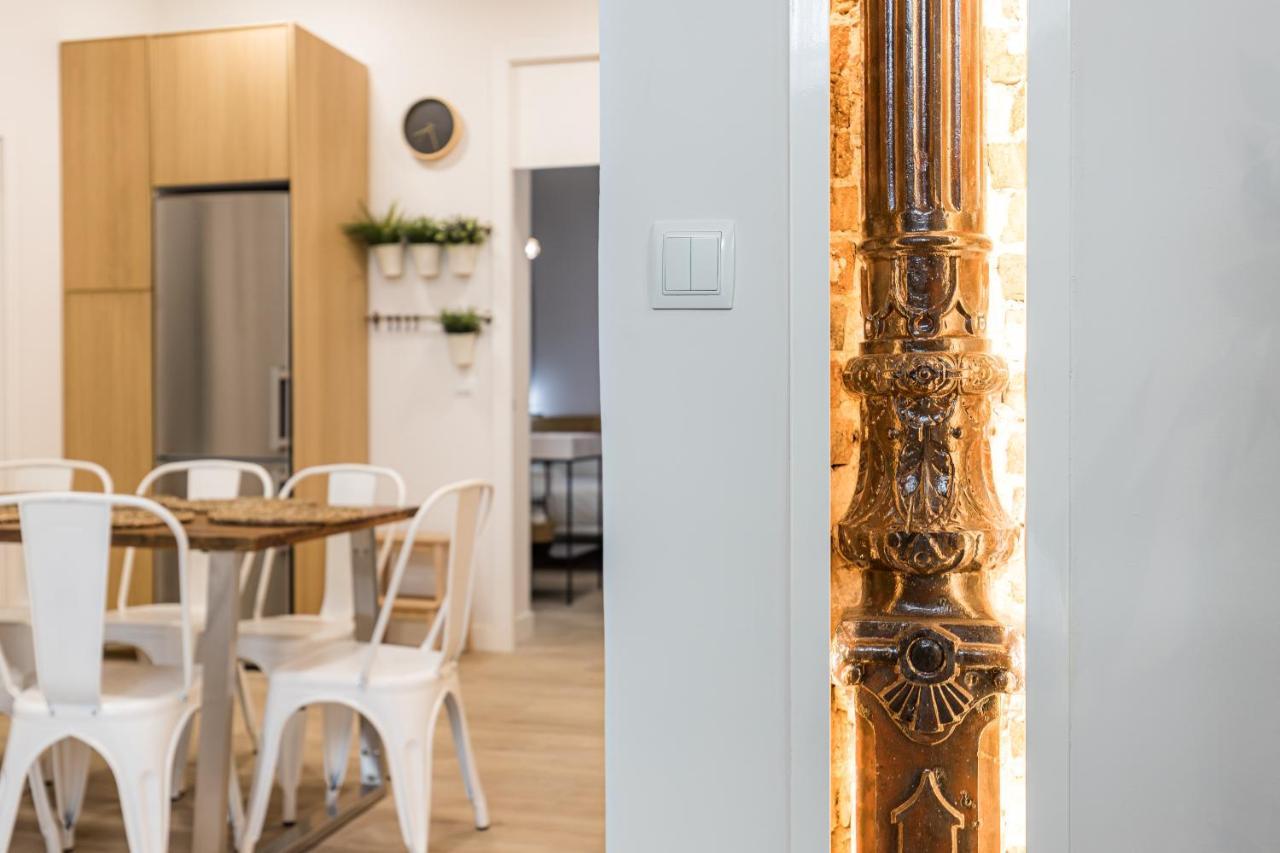 Latina XV Apartment Madrid Exterior photo