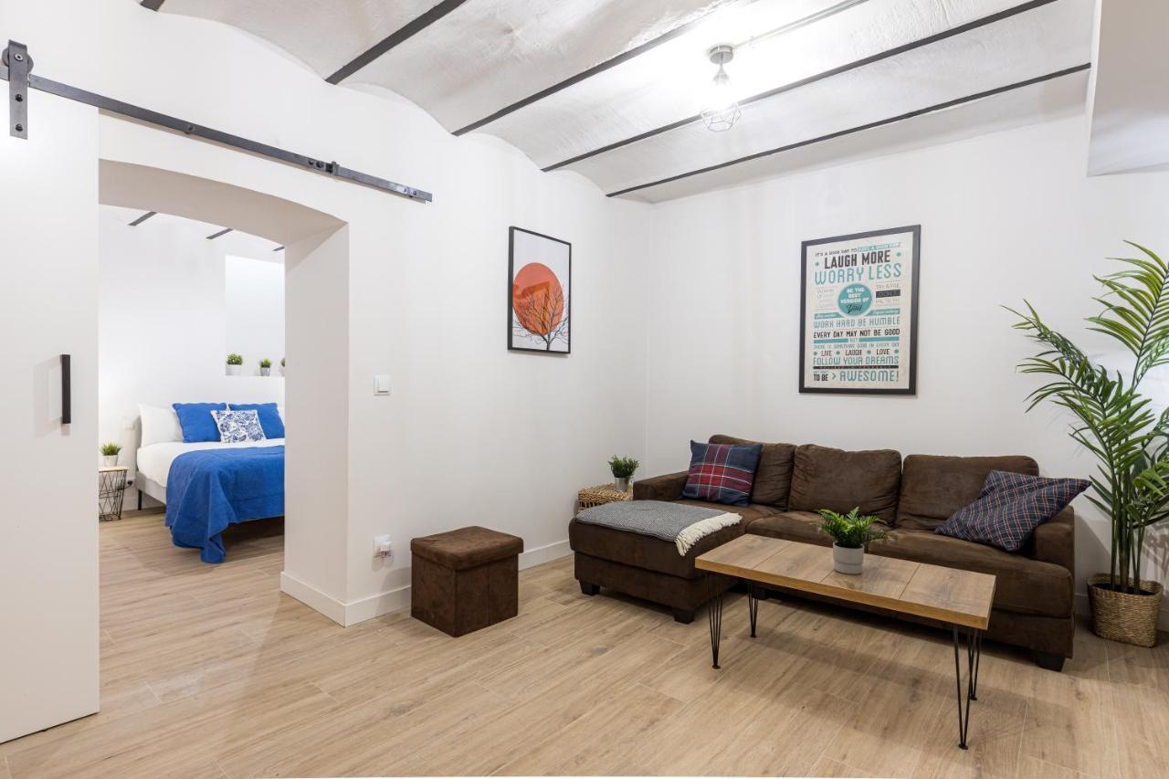 Latina XV Apartment Madrid Exterior photo